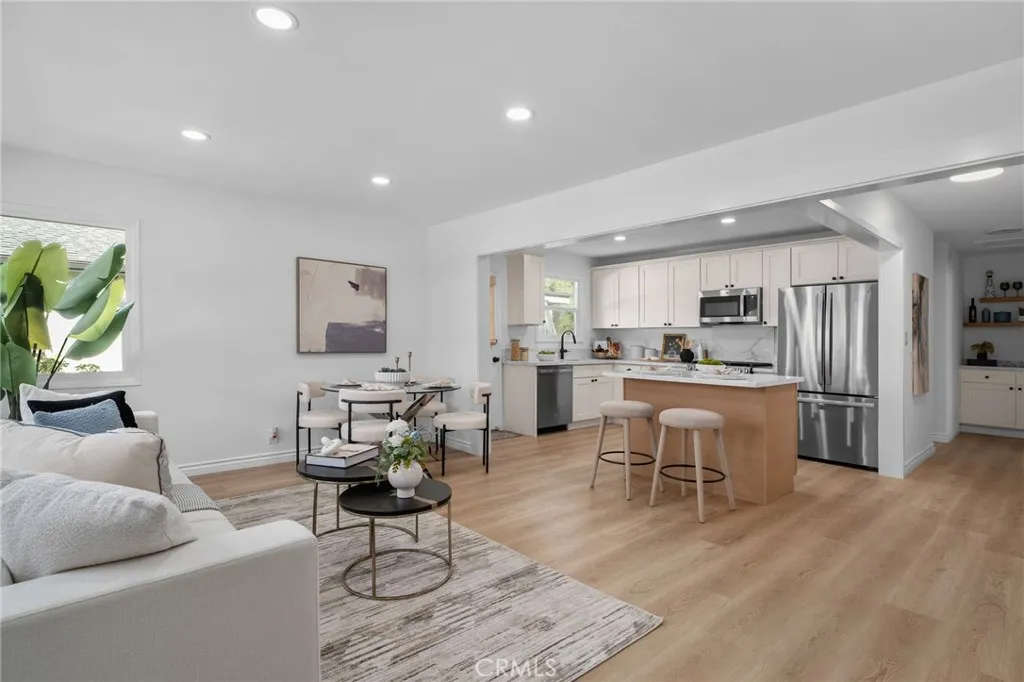 20122 Orchid Street, Newport Beach, California 92660 home-pic-0